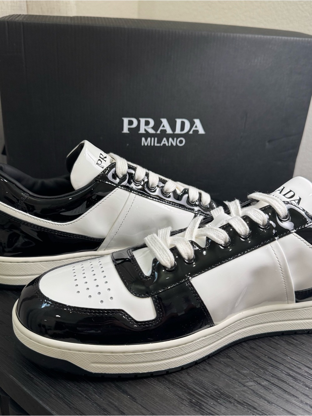 Prada Downtown Sneakers Low-Top Leather Black/White 10.5 - Picture 6 of 10